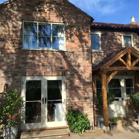 The Old Post Office Pretty Village 20Min From York Exterior photo